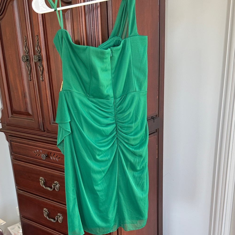 Elegant Green & Gold Bling Evening Cocktail Dress - Picture 4 of 6